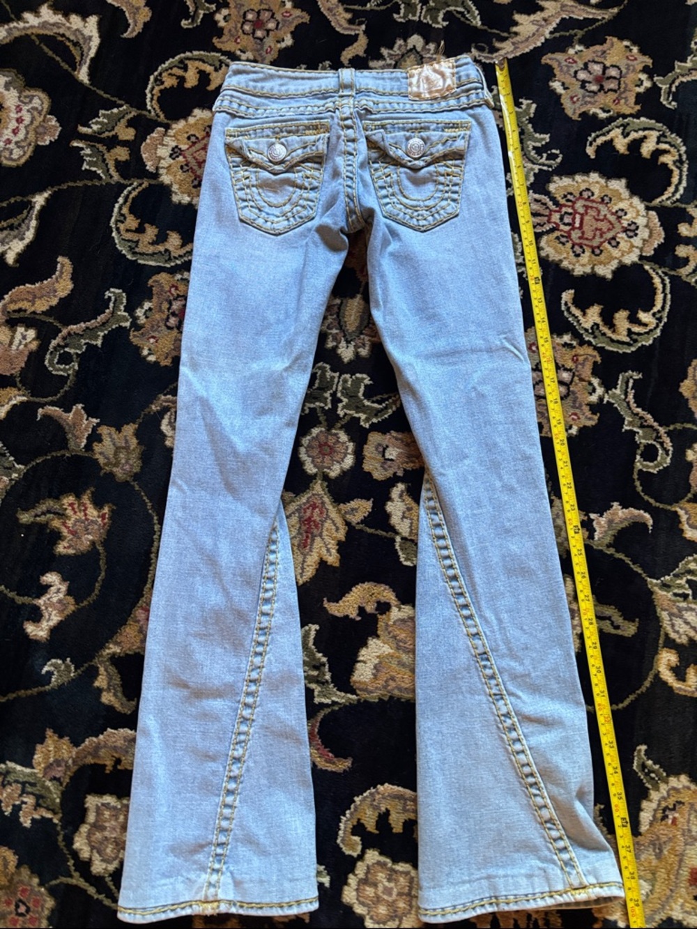 True Religion Gold Stitching Jeans!! - Picture 5 of 8